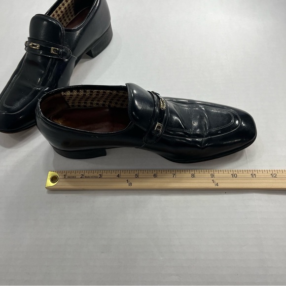 Vintage Leather Men's Loafers - Picture 3 of 11